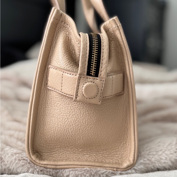 Marc Jacobs The Tote Bag - Picture 3 of 6